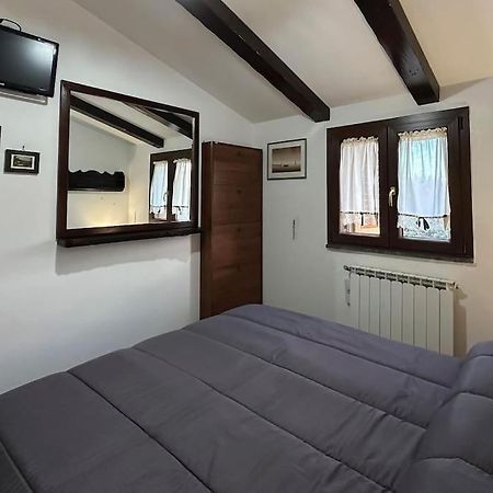 Free Parking La Bianca Neve Cottage Castel di Sangro Kültér fotó