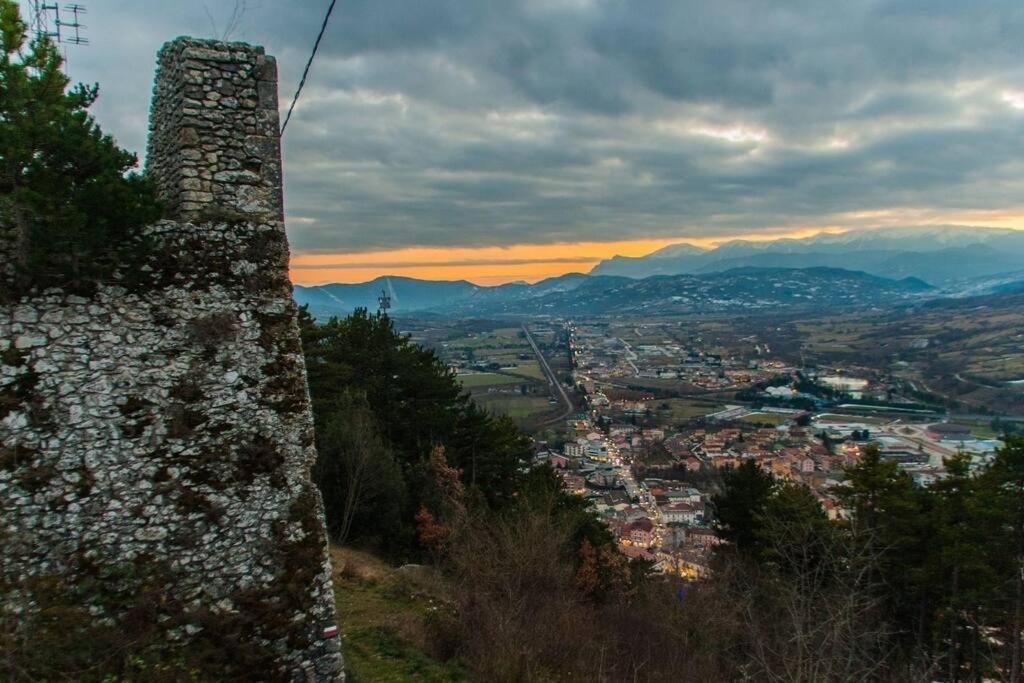Free Parking La Bianca Neve Cottage Castel di Sangro Kültér fotó